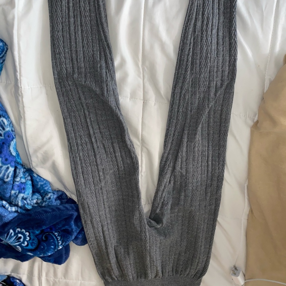 Gray leggings